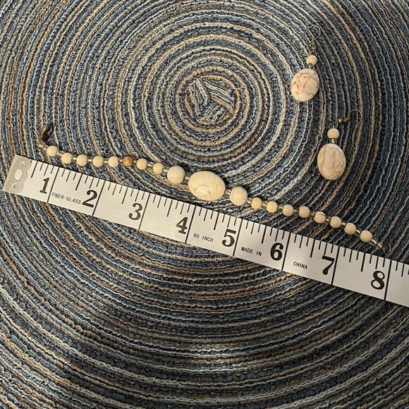 Cream Earrings & Bracelet Set - Picture 3 of 3